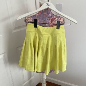 Atletha bright yellow sports skort XS